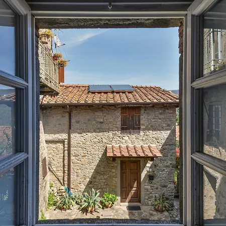 Semesterbostad Casa Incanto Vetriano